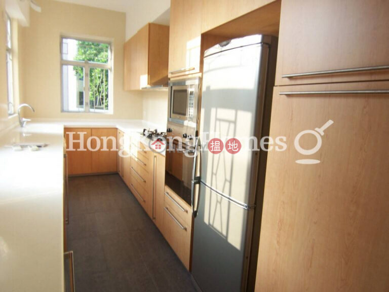 3 Bedroom Family Unit for Rent at 1-3 Crown Terrace