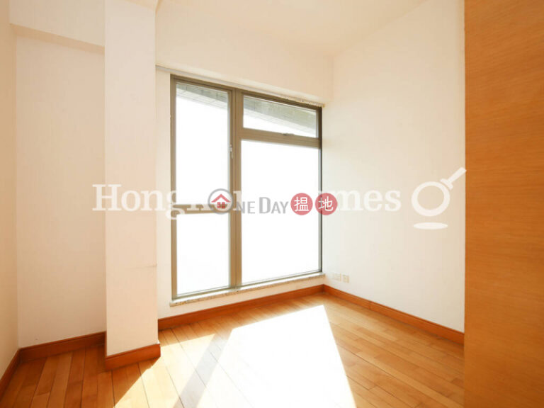 4 Bedroom Luxury Unit for Rent at Villas Sorrento