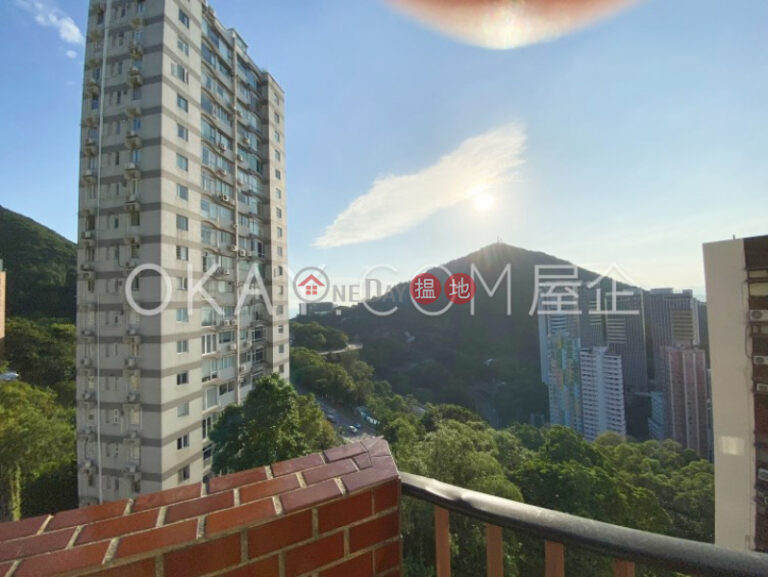 Efficient 3 bed on high floor with balcony & parking | For Sale