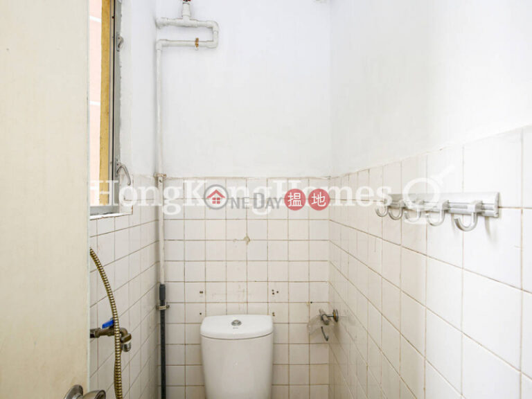 2 Bedroom Unit for Rent at Block 25-27 Baguio Villa