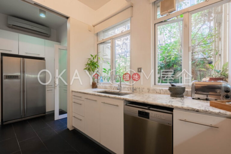 Beautiful 3 bedroom with balcony & parking | For Sale