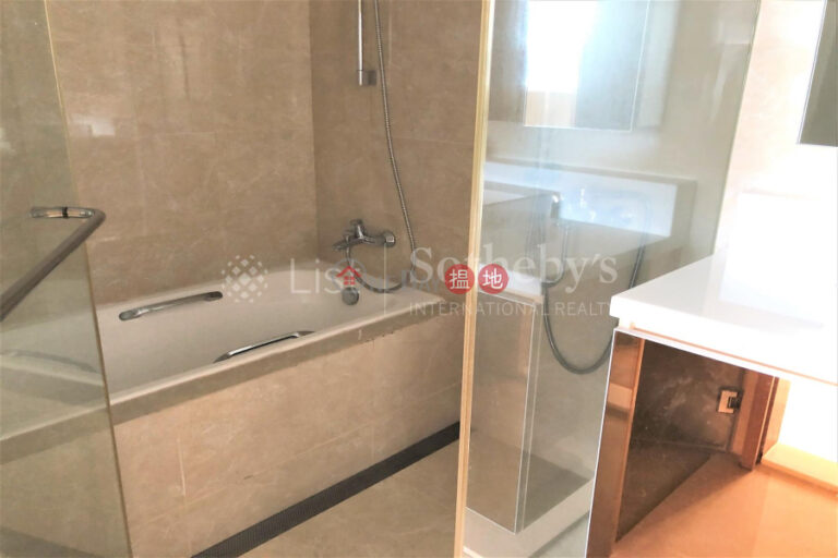 Property for Rent at Block 28-31 Baguio Villa with 4 Bedrooms