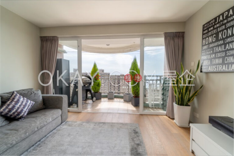 Efficient 4 bedroom with sea views, balcony | For Sale