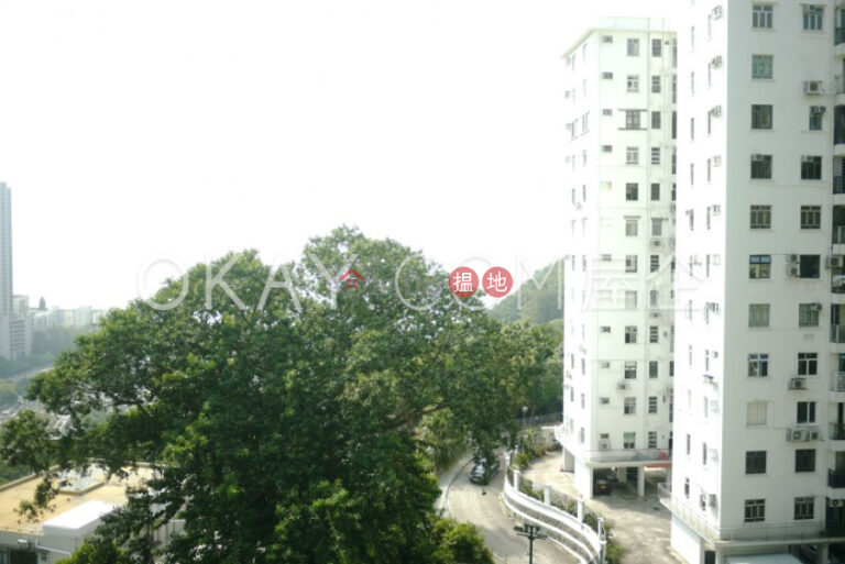 Charming 3 bedroom with balcony & parking | Rental