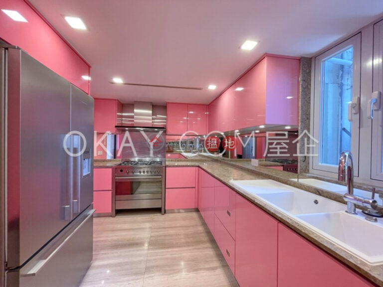 Efficient 2 bedroom with balcony & parking | For Sale