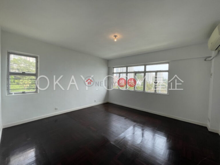 Efficient 4 bedroom with balcony & parking | Rental