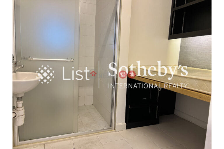 Property for Sale at Regent Palisades with Studio