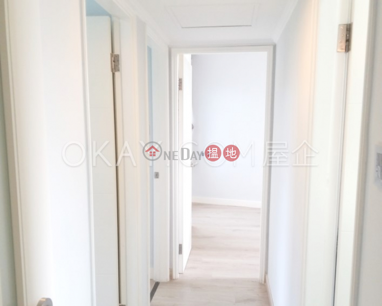 Efficient 3 bed on high floor with sea views & balcony | For Sale