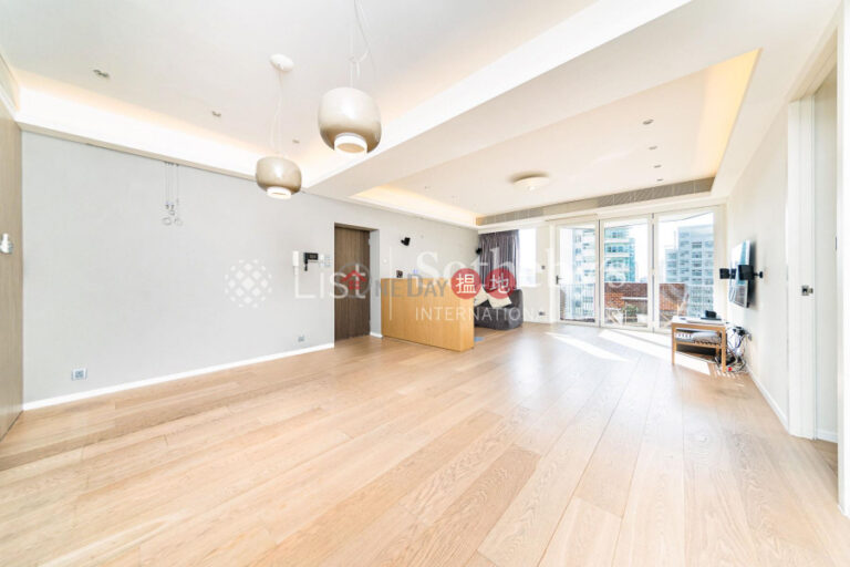 Property for Sale at Fulham Garden with 3 Bedrooms