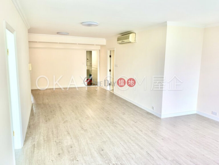 Gorgeous 3 bedroom with balcony & parking | For Sale