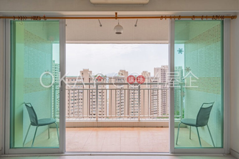 Efficient 2 bedroom with balcony & parking | For Sale