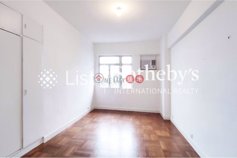 Property for Rent at Scenic Villas with 4 Bedrooms