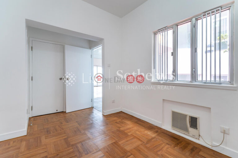 Property for Rent at Tam Gardens with 3 Bedrooms