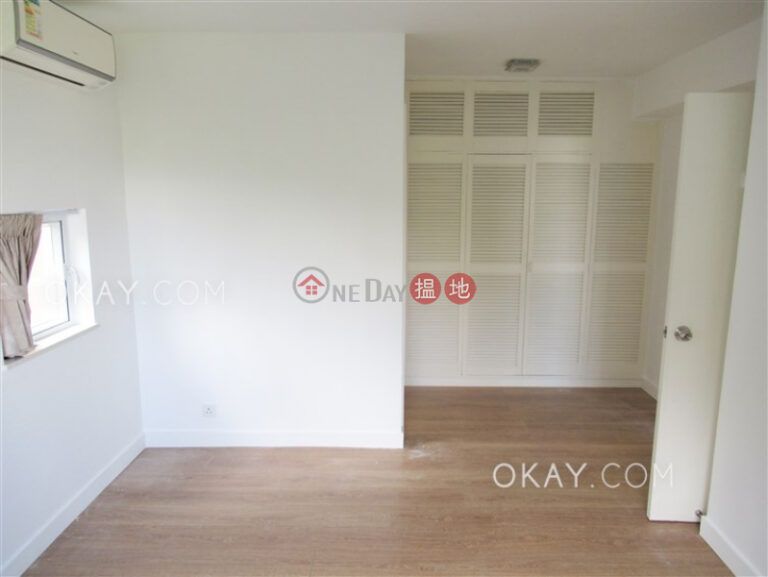 Popular 2 bedroom with parking | Rental