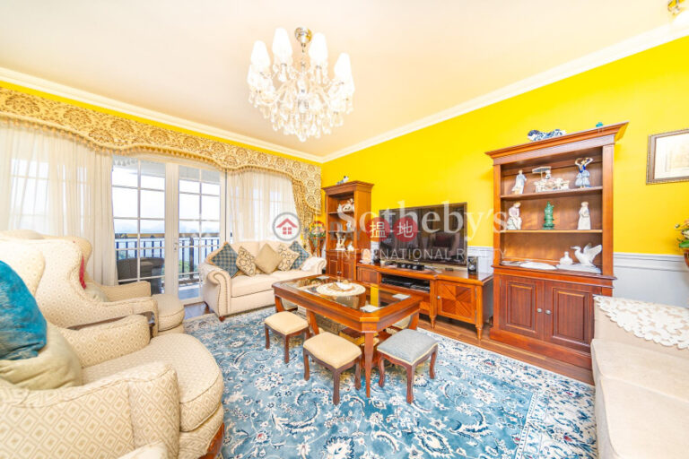 Property for Sale at Scenic Villas with 4 Bedrooms