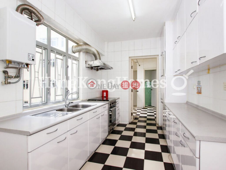 4 Bedroom Luxury Unit for Rent at Scenic Villas