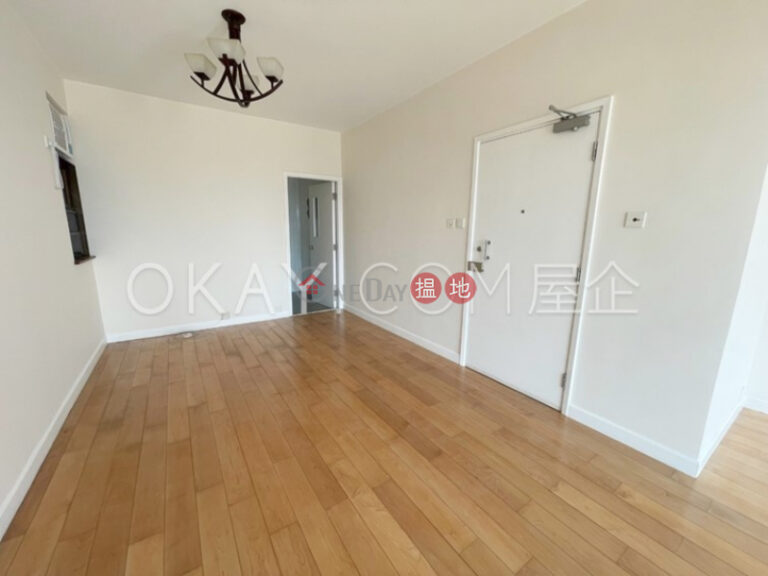 Lovely 3 bedroom with balcony | Rental