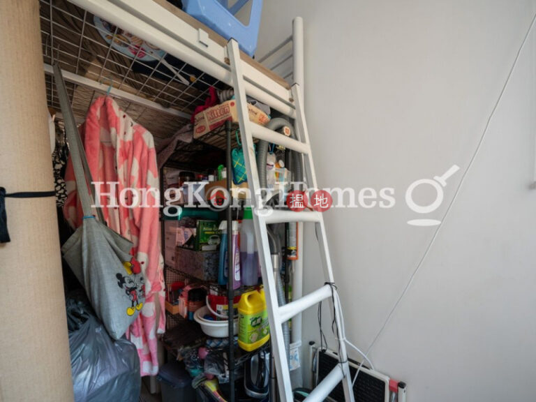 2 Bedroom Unit for Rent at Block 25-27 Baguio Villa