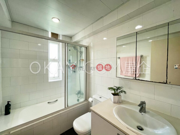 Efficient 2 bed on high floor with sea views & balcony | For Sale