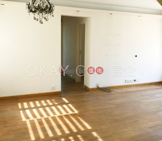 Tasteful 3 bed on high floor with sea views & rooftop | For Sale