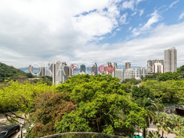 Efficient 3 bedroom with balcony & parking | For Sale