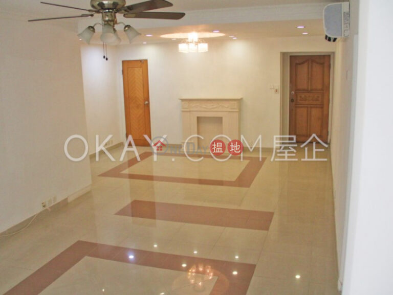 Efficient 2 bedroom with terrace | Rental