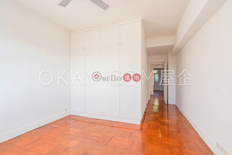 Efficient 3 bedroom with balcony & parking | For Sale