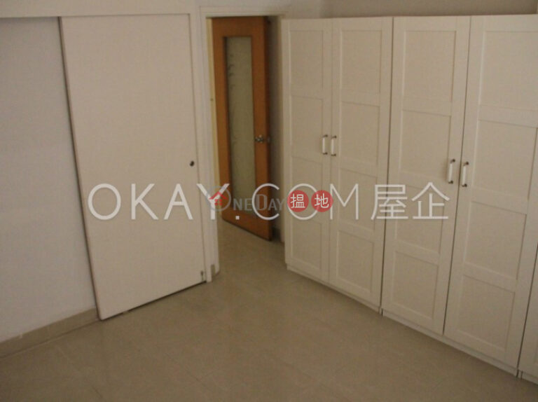 Efficient 2 bedroom with terrace | Rental