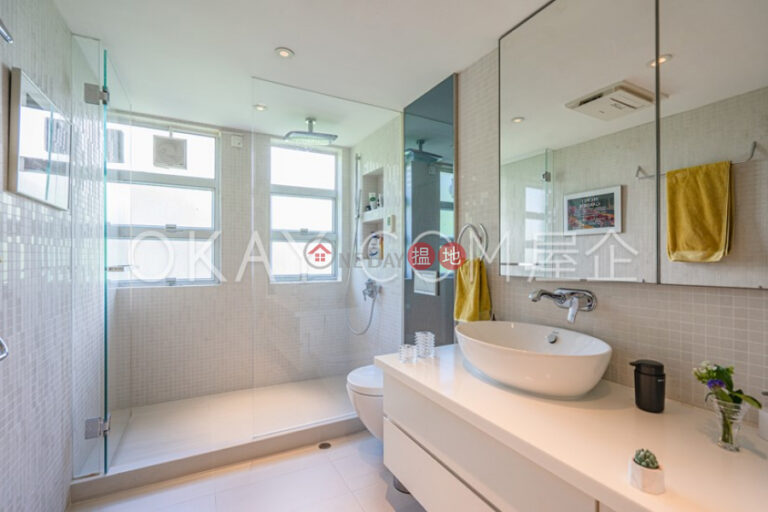 Efficient 3 bed on high floor with sea views & balcony | For Sale