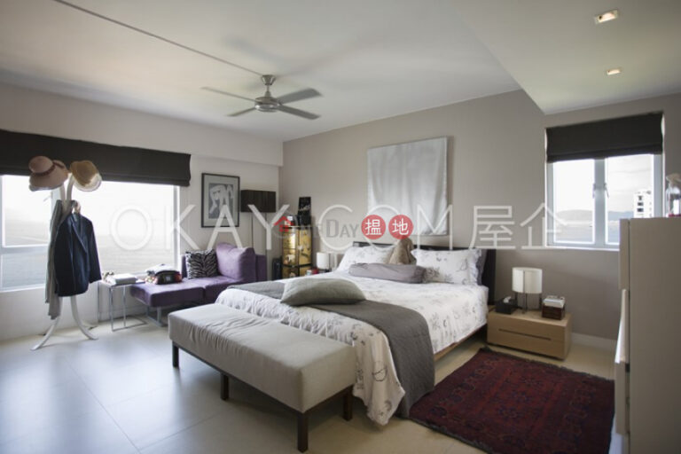 Efficient 3 bedroom with sea views, balcony | Rental
