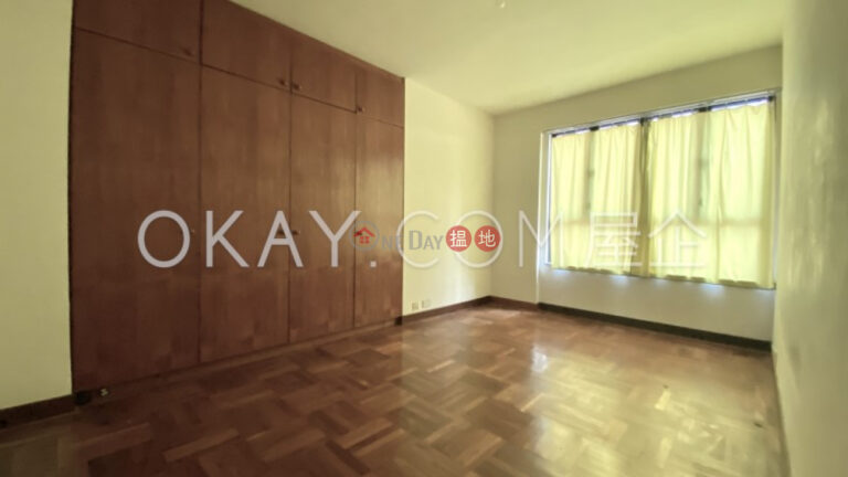 Luxurious 3 bedroom with parking | Rental