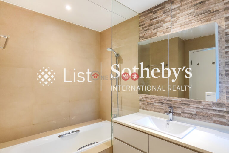 Property for Sale at POKFULAM COURT, 94Pok Fu Lam Road with 3 Bedrooms