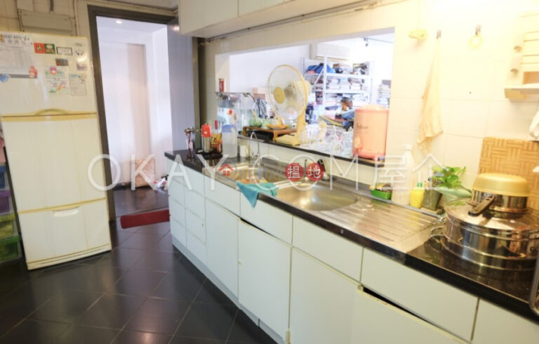 Efficient 3 bedroom with terrace, balcony | For Sale