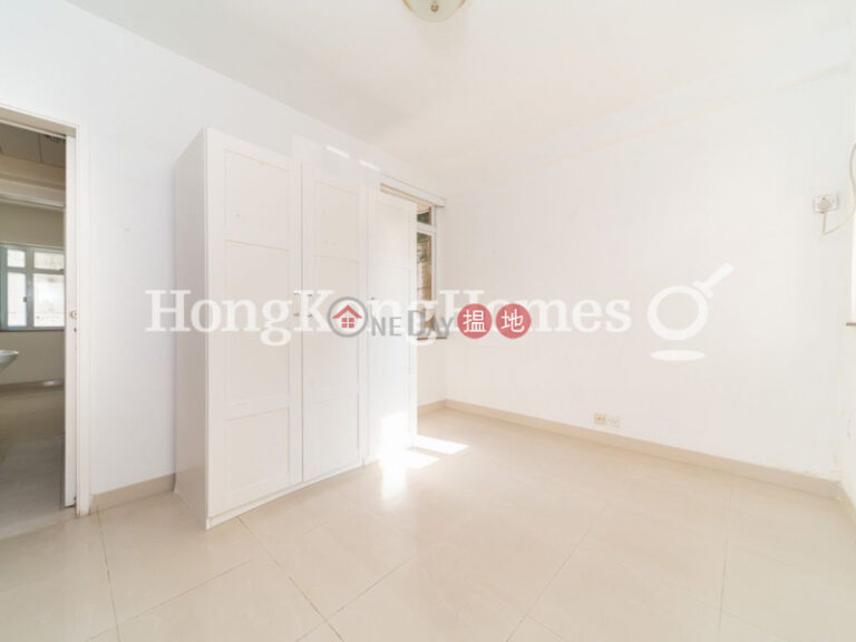 2 Bedroom Unit at Block 25-27 Baguio Villa | For Sale