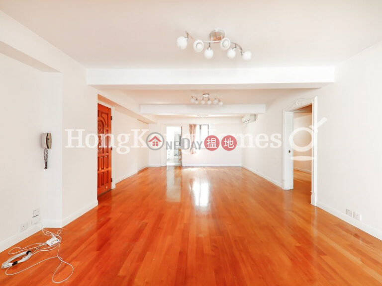 3 Bedroom Family Unit for Rent at Y. Y. Mansions block A-D