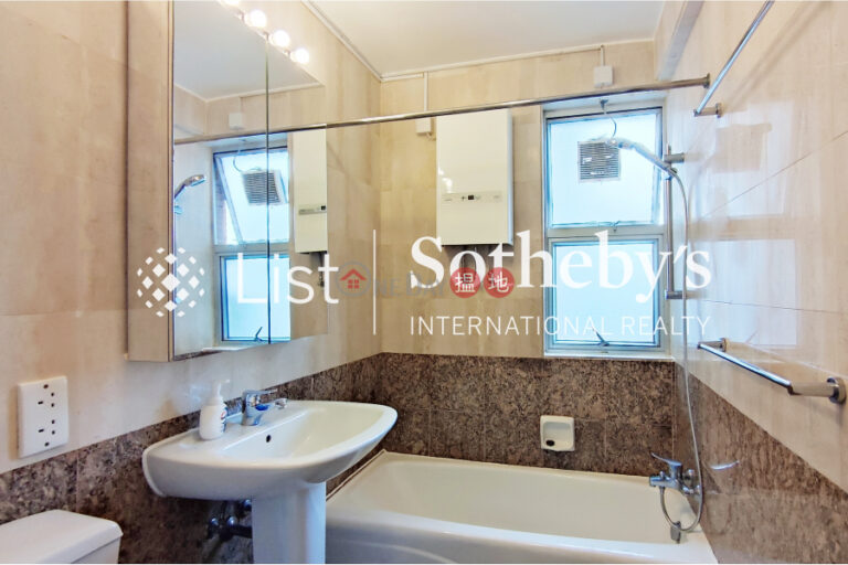 Property for Rent at Scenic Villas with 4 Bedrooms