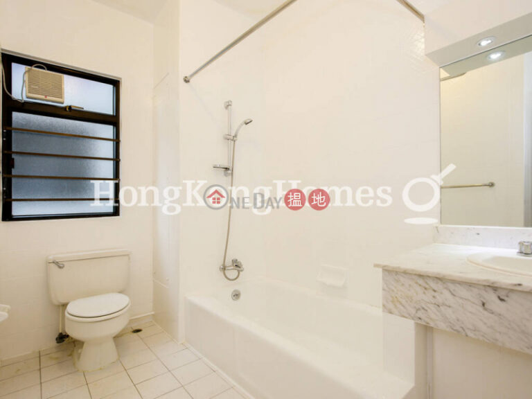 4 Bedroom Luxury Unit for Rent at Pine Grove Block 4