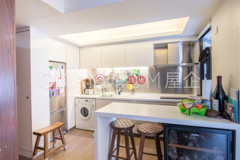 Unique 2 bedroom in Pokfulam | For Sale