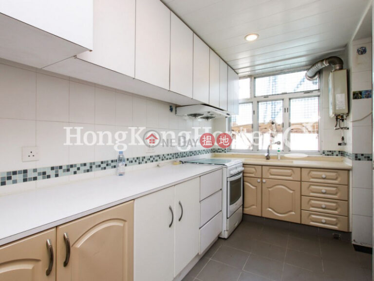 3 Bedroom Family Unit for Rent at Block 41-44 Baguio Villa