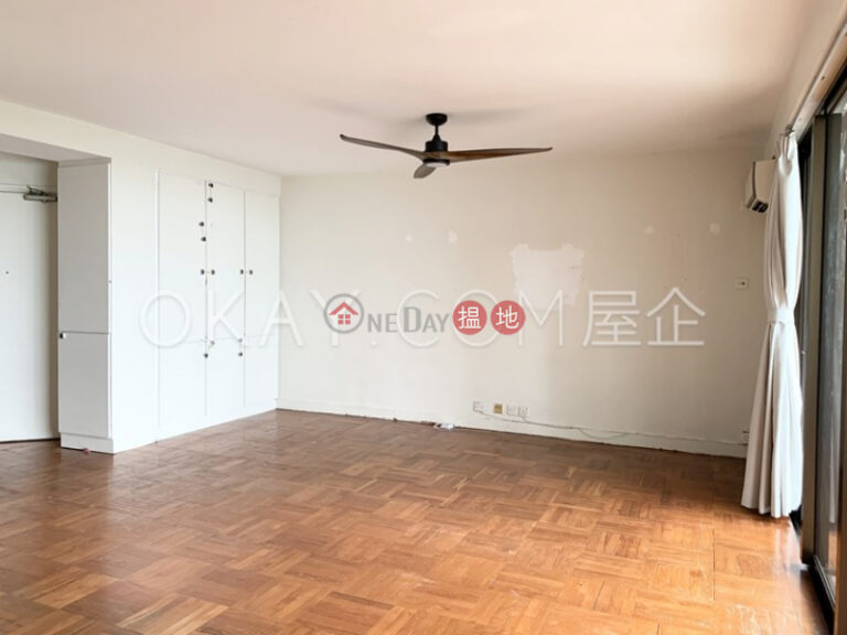 Exquisite 3 bedroom with balcony & parking | Rental