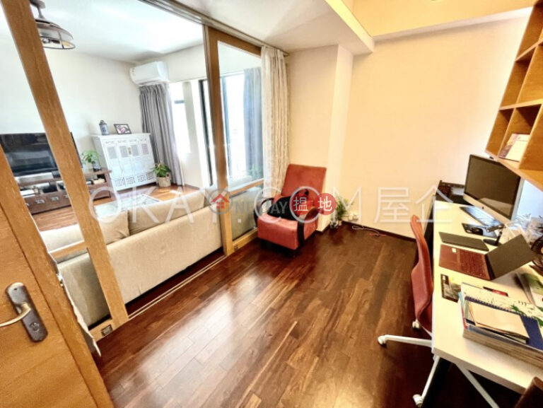 Efficient 3 bedroom with balcony & parking | For Sale