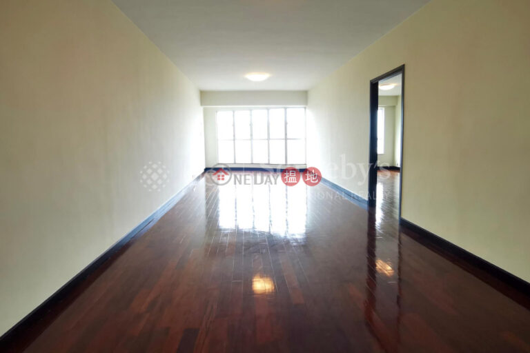Property for Rent at The Regalis with 3 Bedrooms