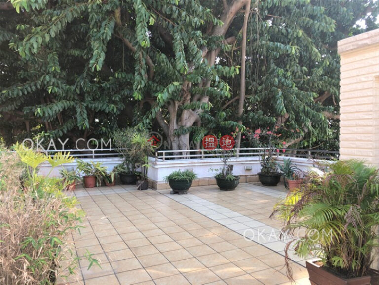 Stylish 4 bedroom on high floor with rooftop | Rental