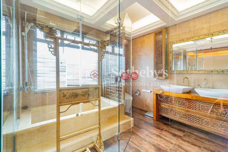 Property for Sale at Block 28-31 Baguio Villa with more than 4 Bedrooms