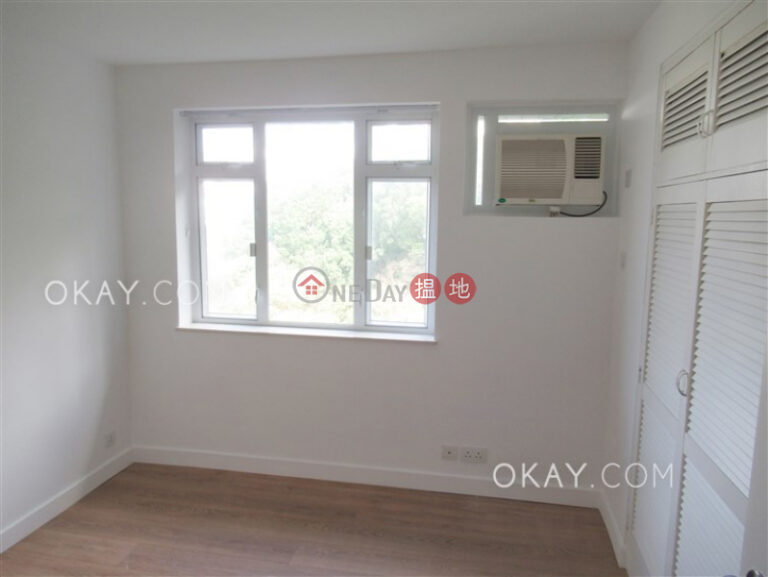 Popular 2 bedroom with parking | Rental