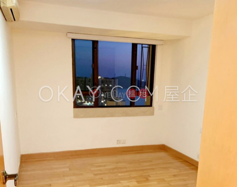 Efficient 3 bedroom with sea views, balcony | For Sale