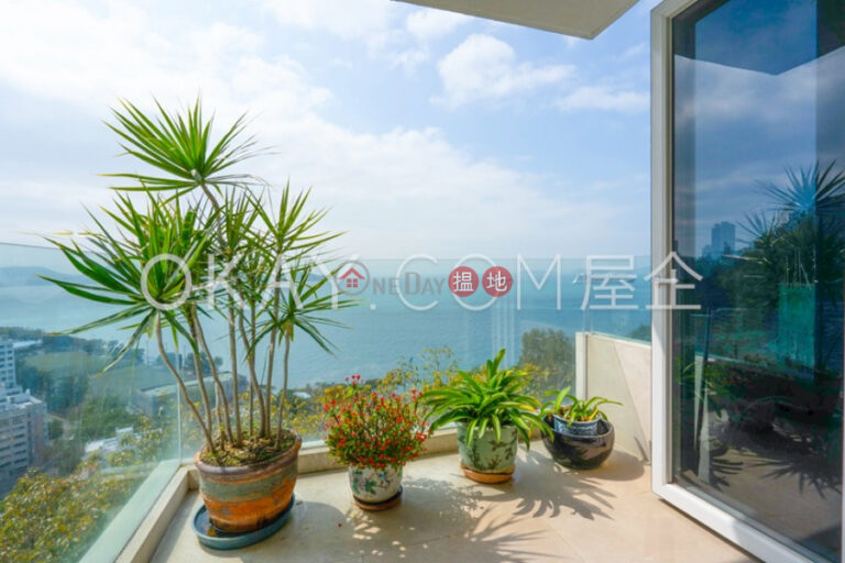 Beautiful 2 bedroom with balcony & parking | For Sale