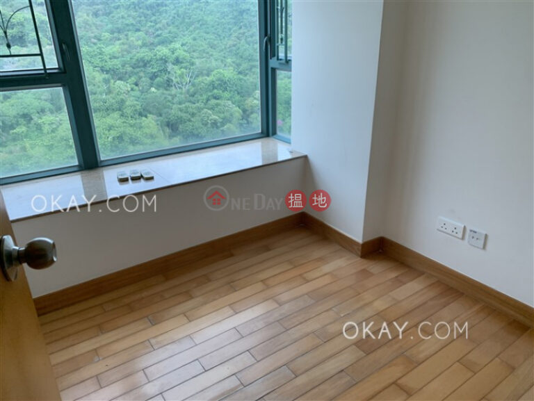 Tasteful 2 bedroom with balcony | For Sale