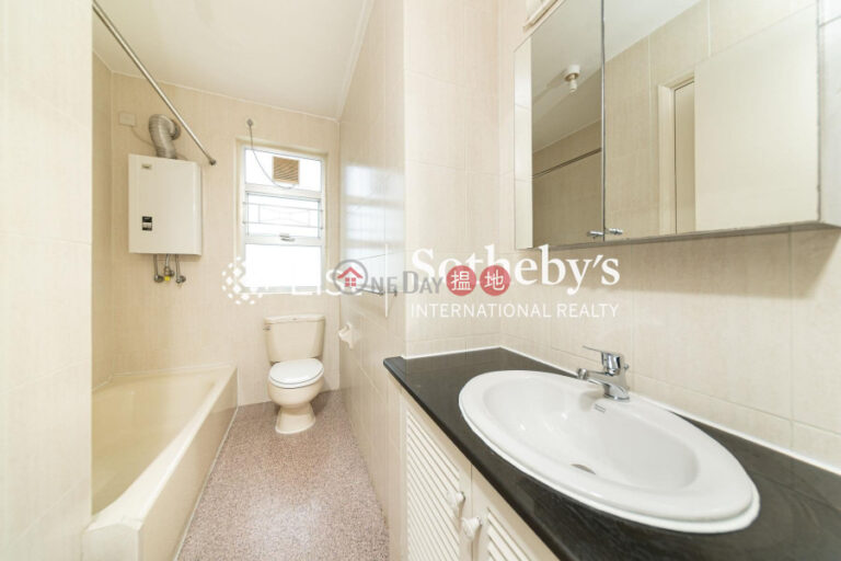 Property for Rent at Scenic Villas with 4 Bedrooms