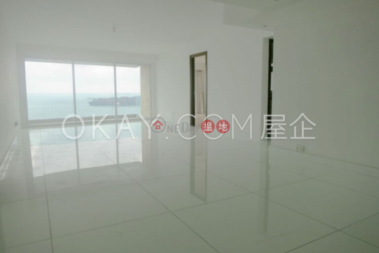 Exquisite 2 bedroom with balcony | Rental